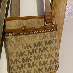 MK Crossbody bag